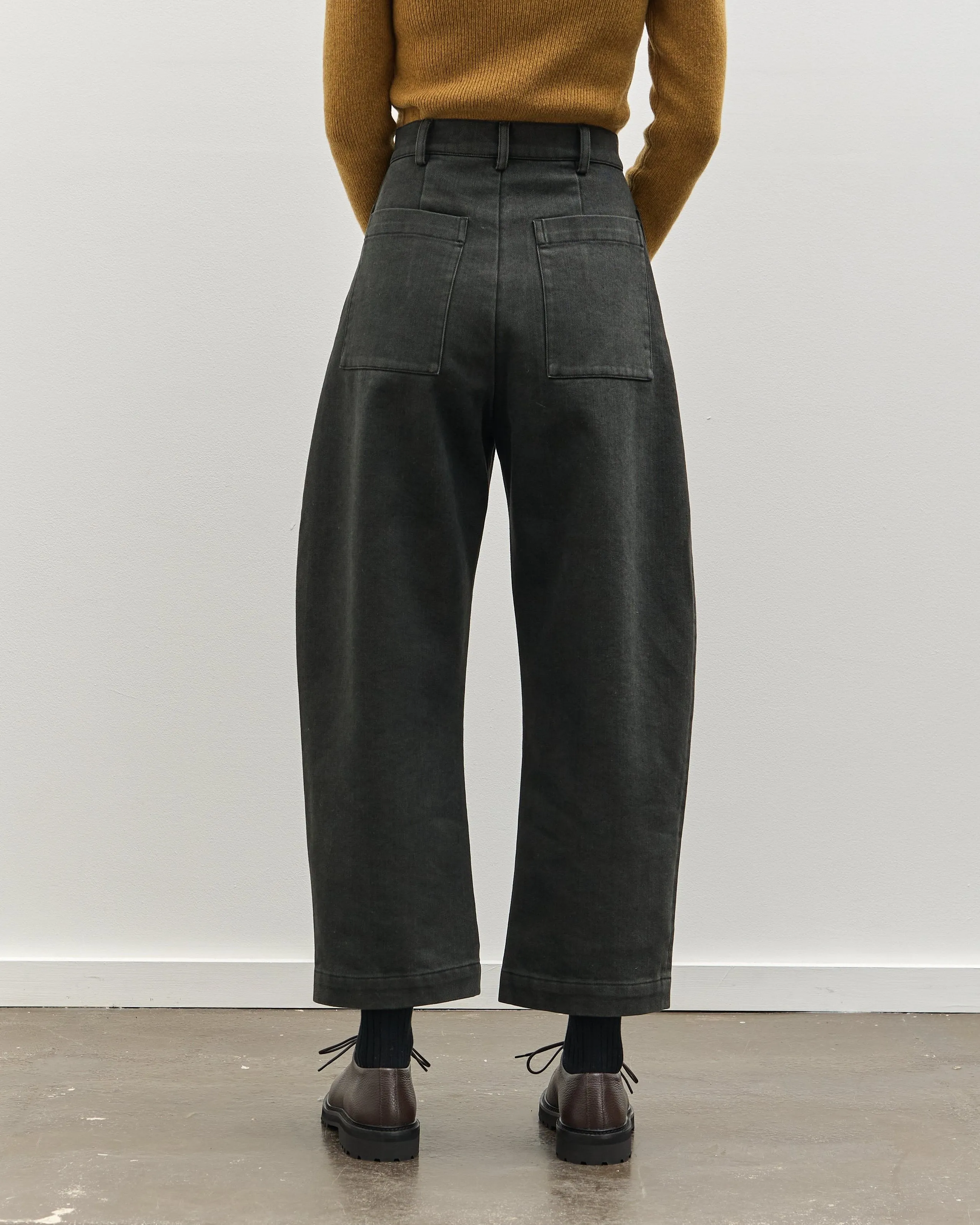 7115 Sand-Washed Curve Legged Trouser, Washed Black