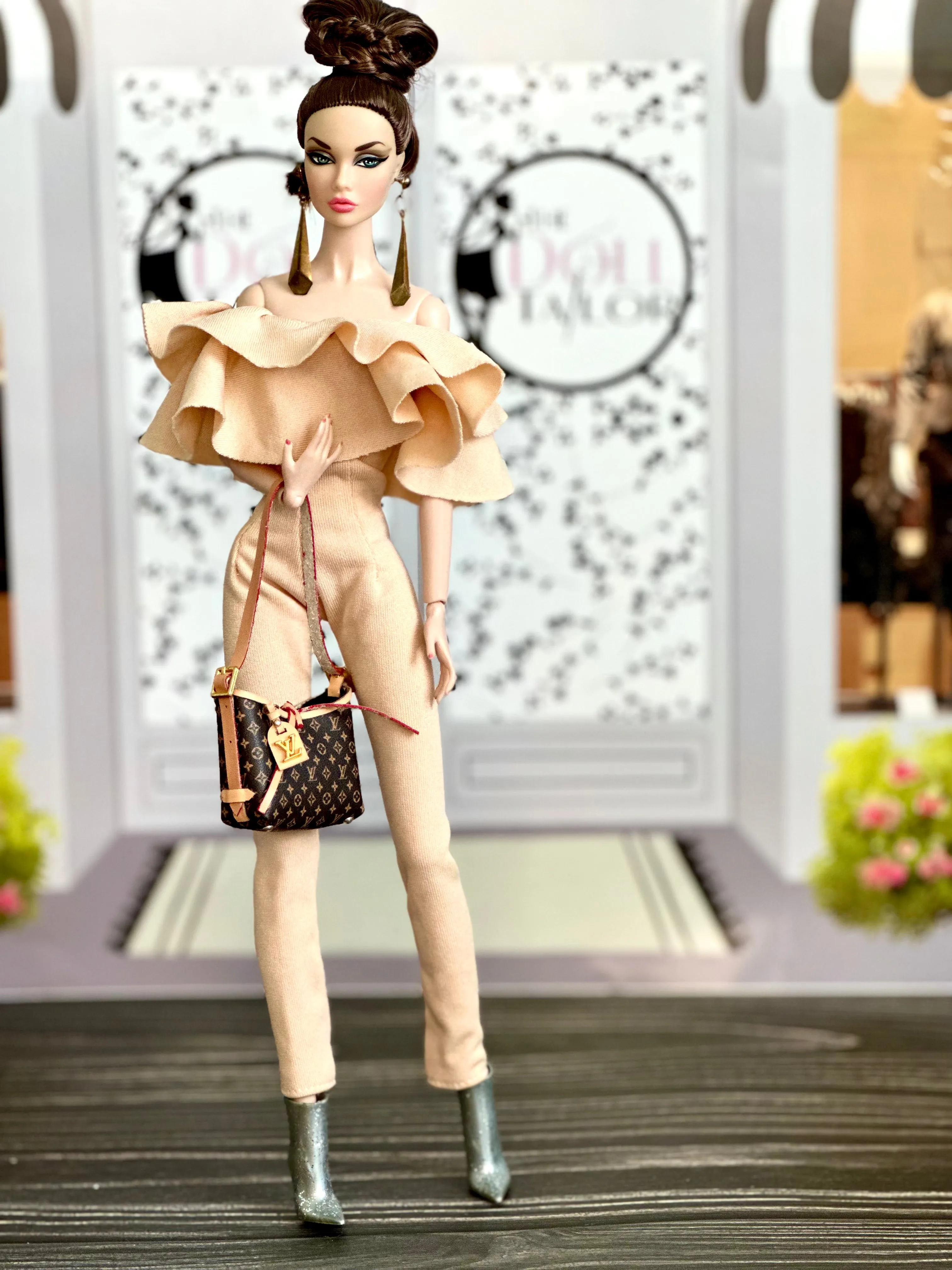 Beige jumpsuit with ruffles for 1/6 scale dolls
