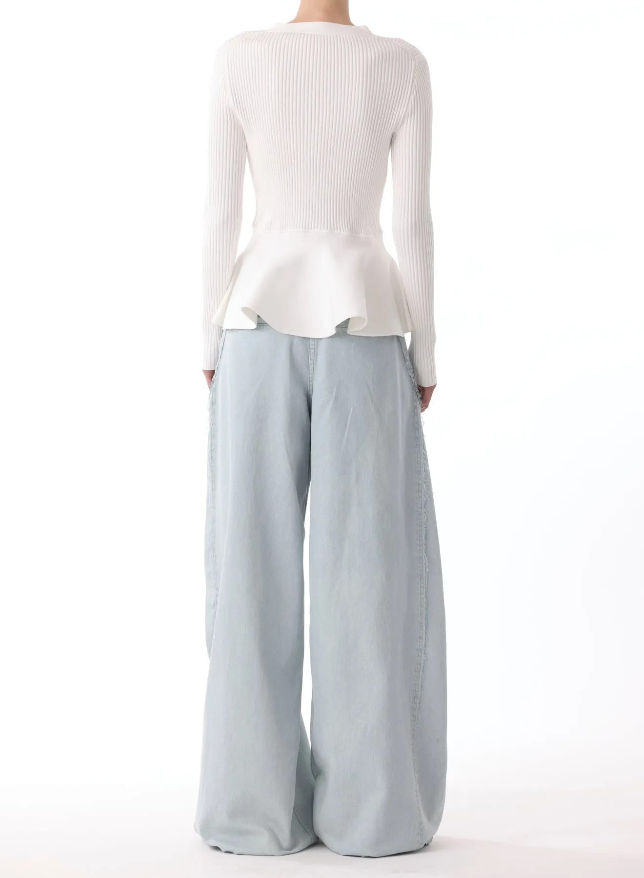 HIGH RISE WIDE LEG JEANS W/ RAW HEM