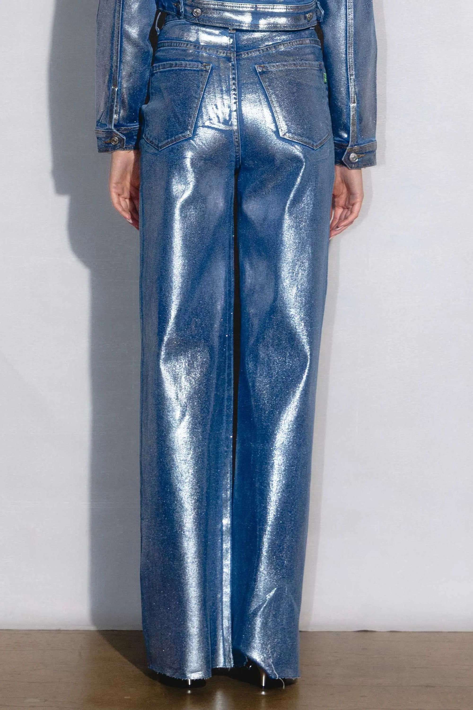Metallic Raw Edge Hem Wide Jeans