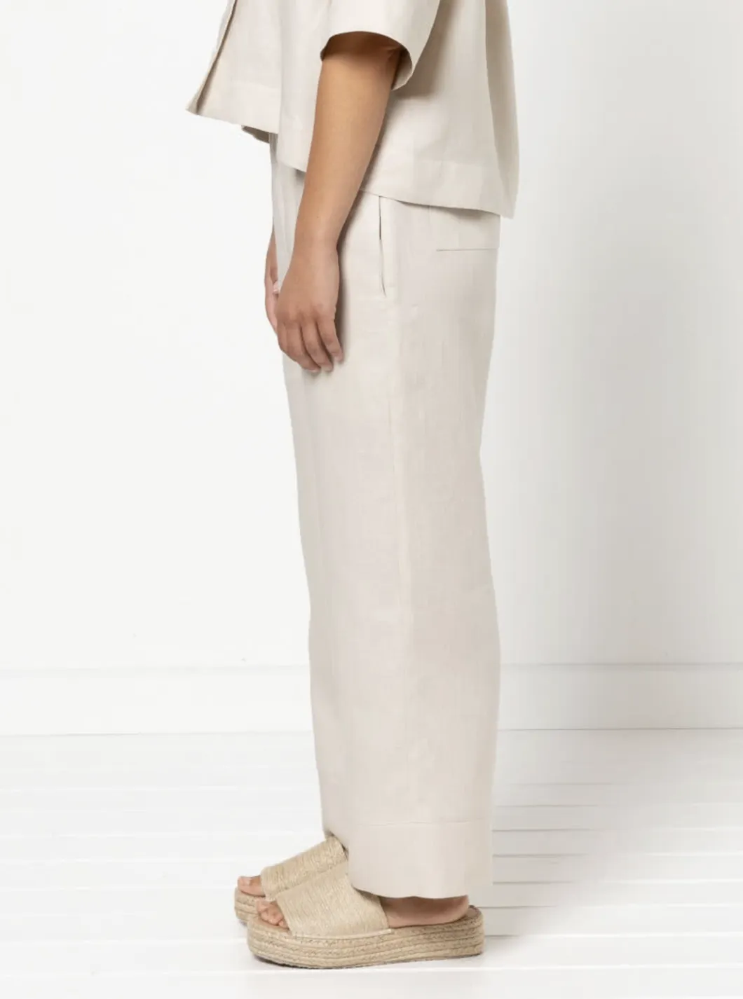 Style Arc - Albie Woven Pant   Short - Size 18-30