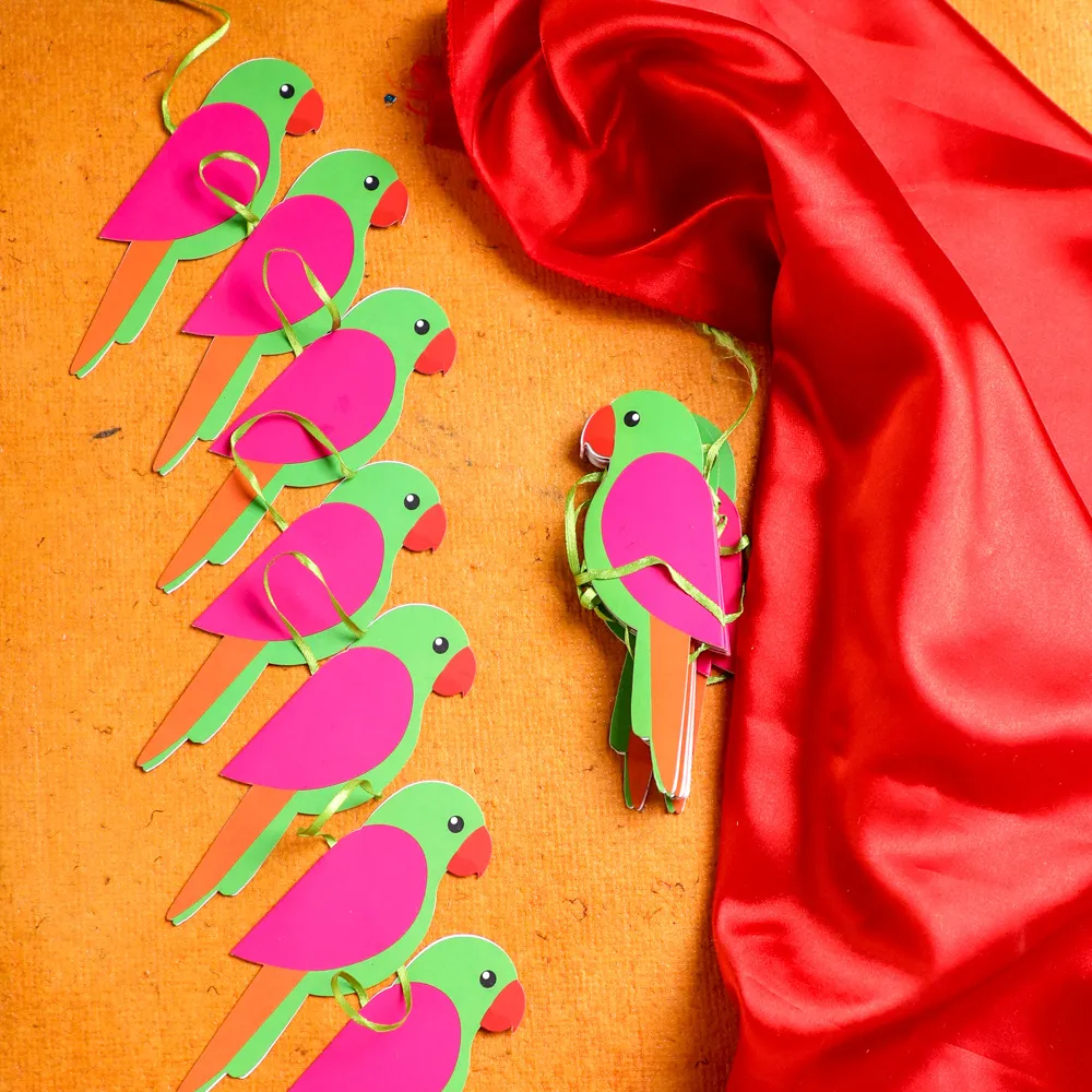 Traditional Parrot Garland