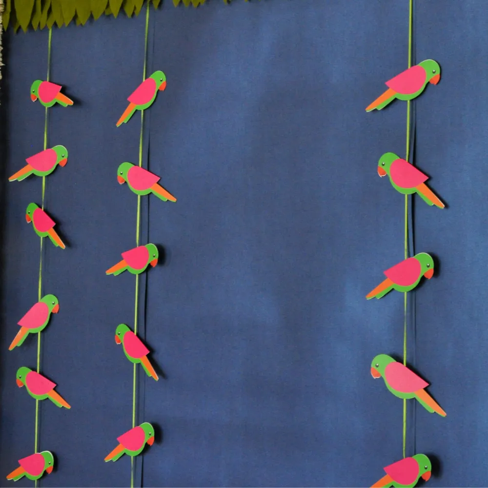 Traditional Parrot Garland