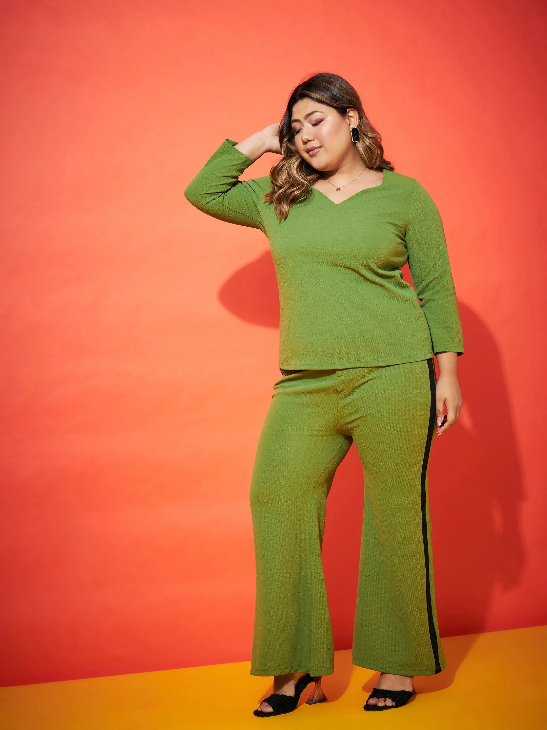 Women Green Regular Top With Side Tape Straight Pants